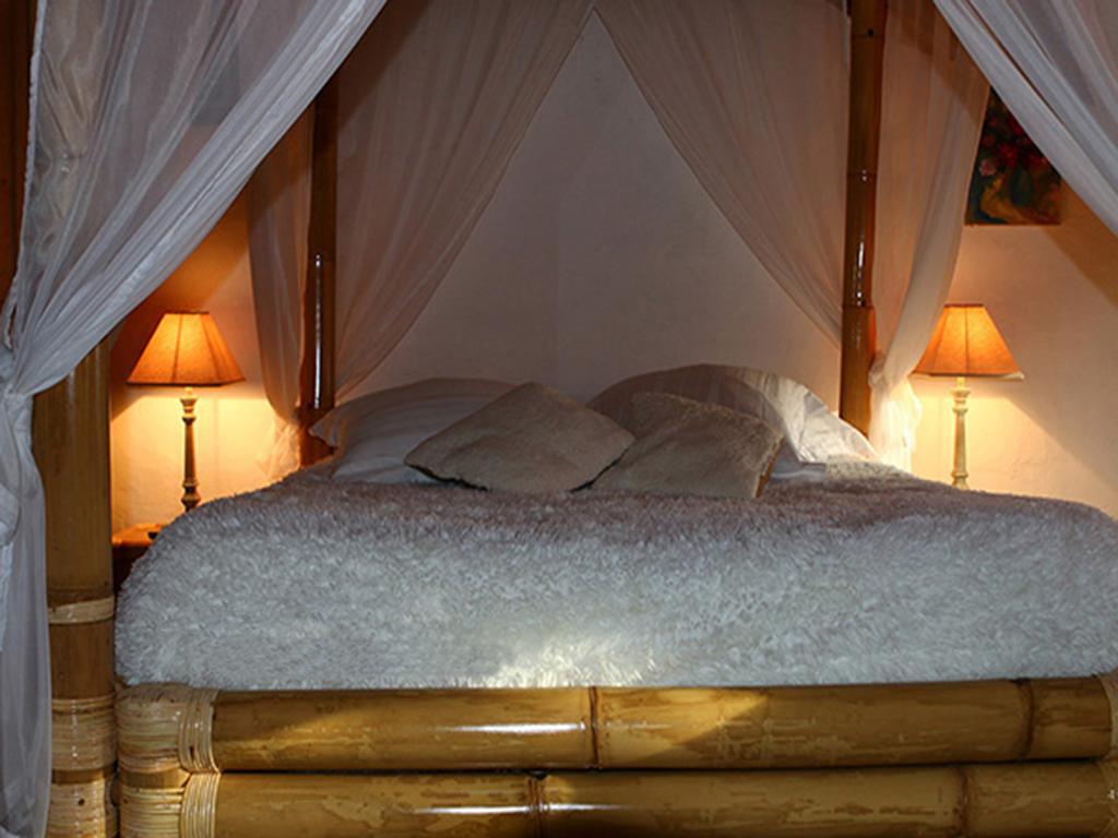 Au "Bon Endroit" Hotel Genebrieres Room photo
